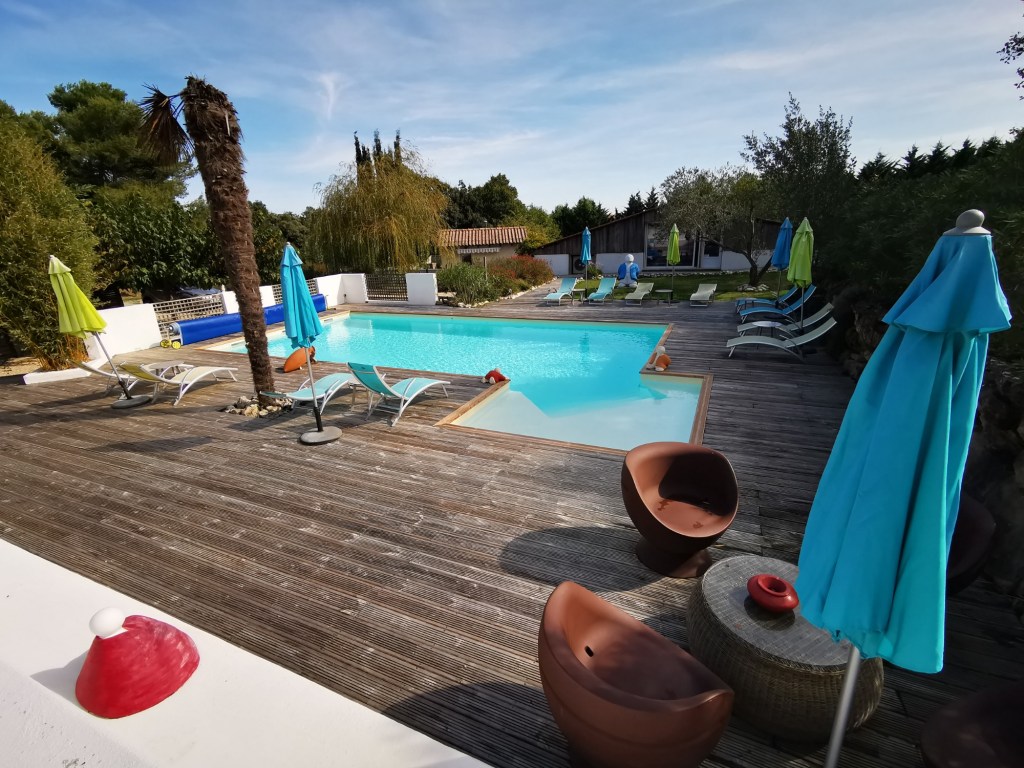 présente le relais de la cavayère